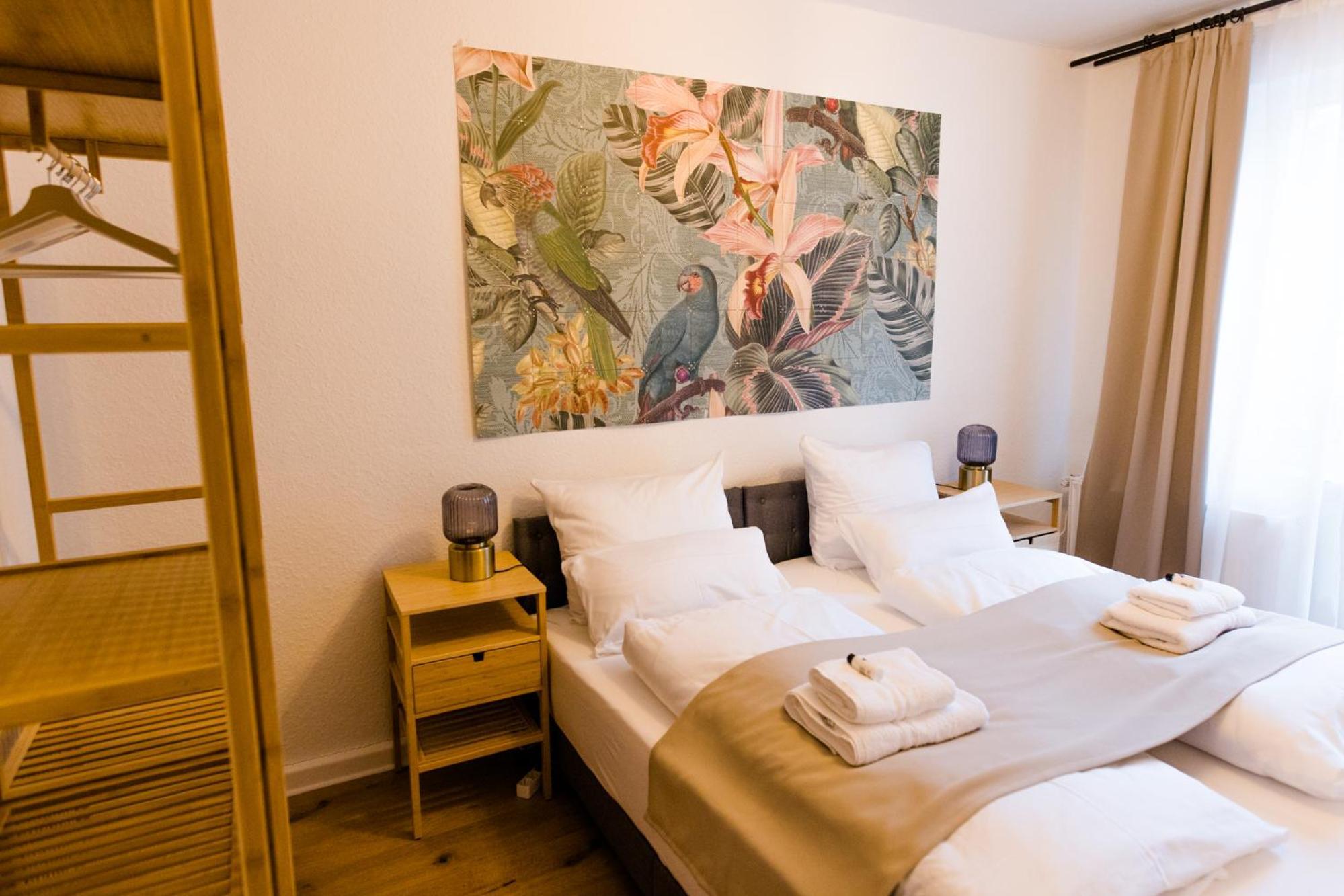 Staylight City - Premium Appartements Mit Balkon هيلدسهايم الغرفة الصورة