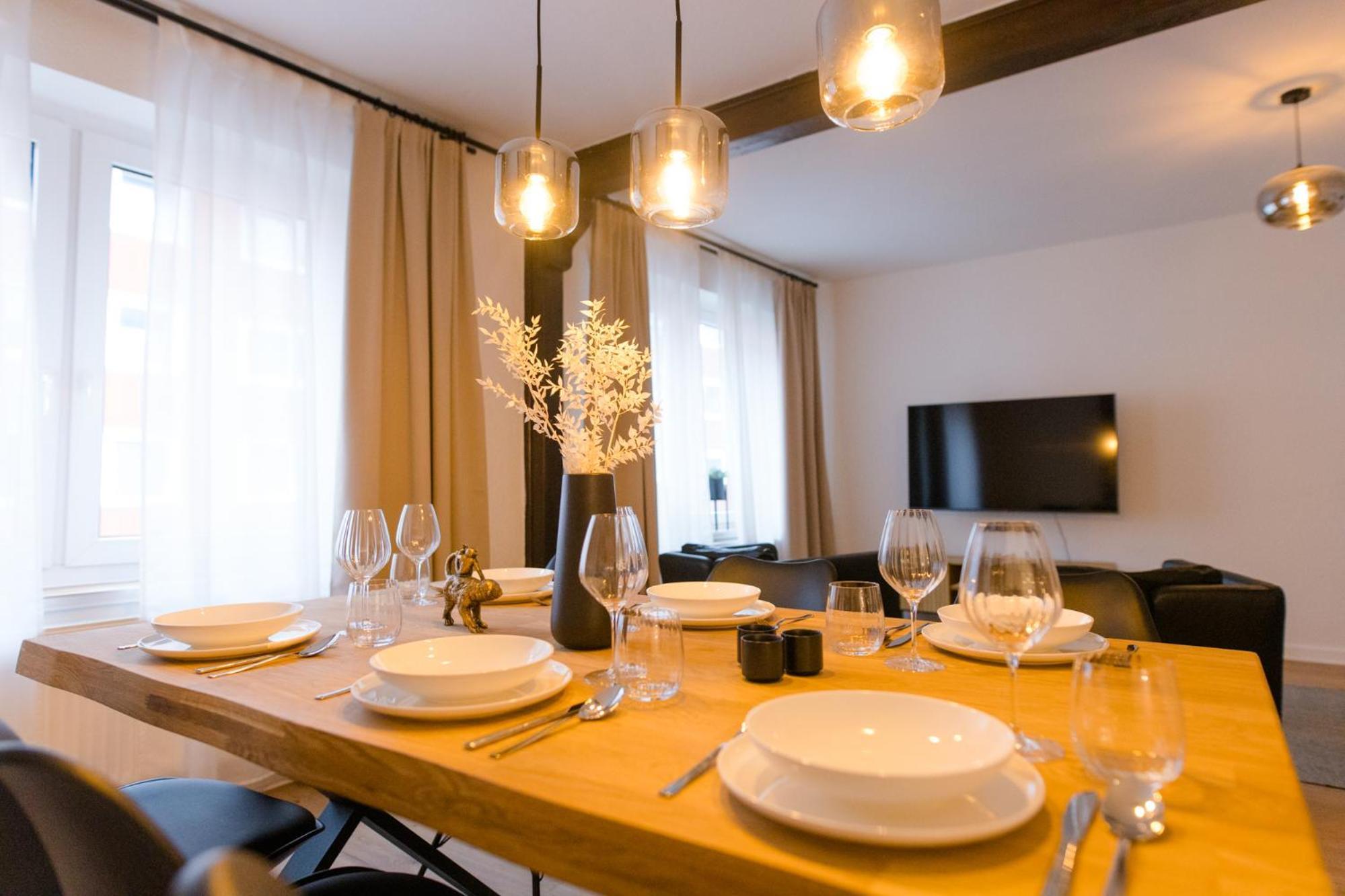 Staylight City - Premium Appartements Mit Balkon هيلدسهايم الغرفة الصورة