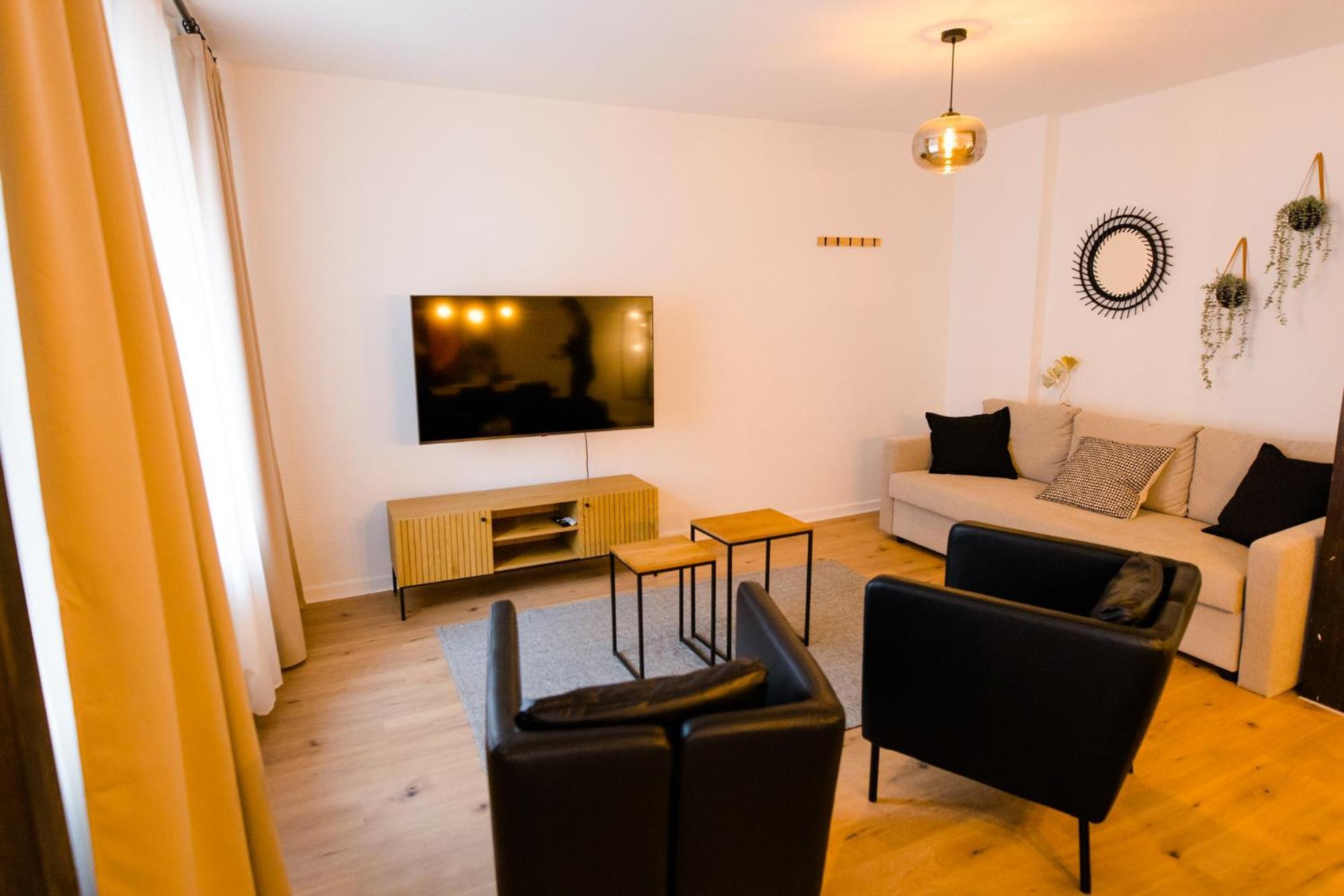 Staylight City - Premium Appartements Mit Balkon هيلدسهايم الغرفة الصورة
