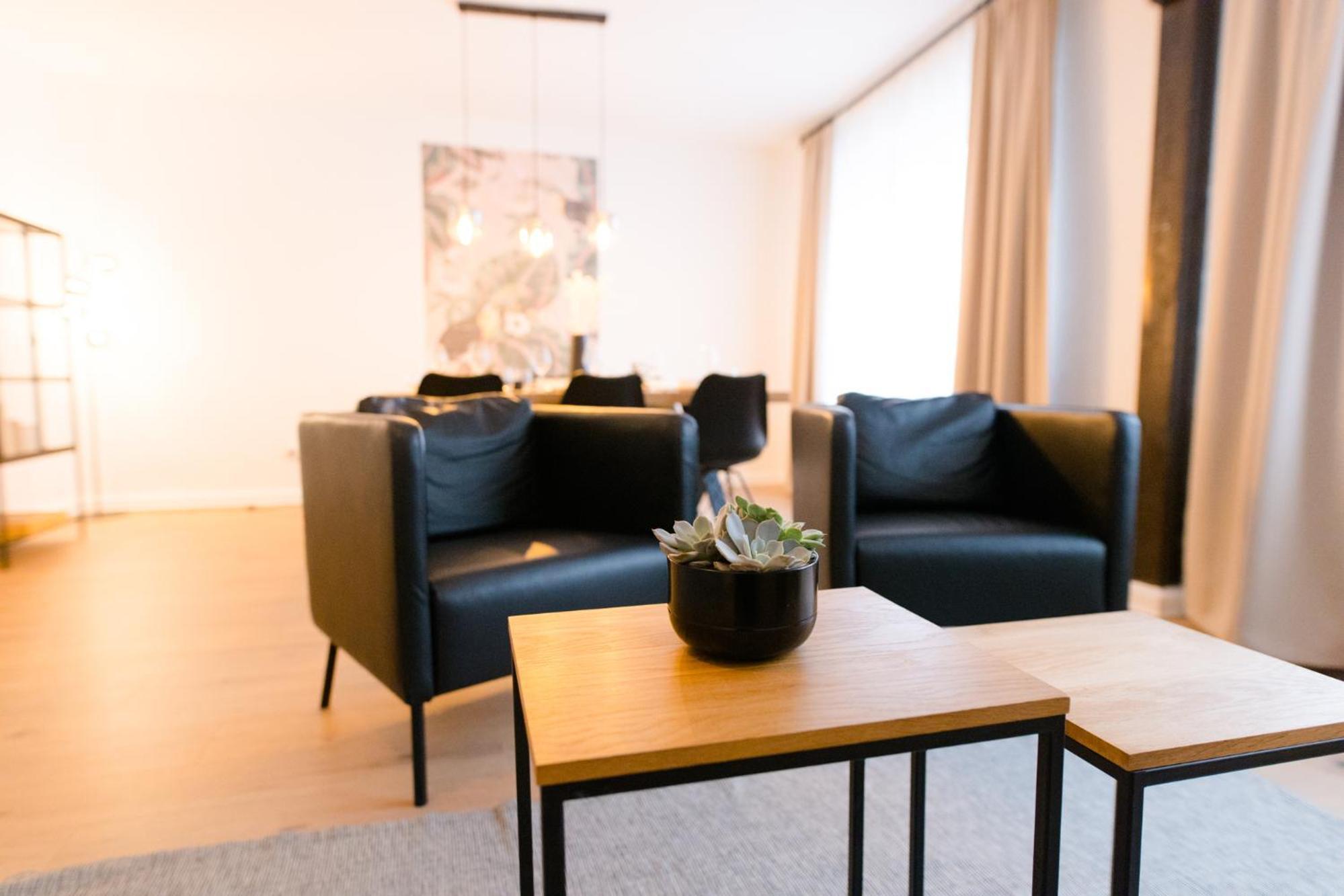 Staylight City - Premium Appartements Mit Balkon هيلدسهايم الغرفة الصورة